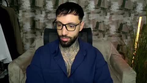 masculineguy69 online show from February 18, 9:31 am