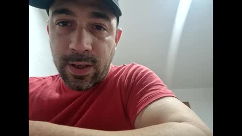 masculinotop online show from March 18, 7:47 am