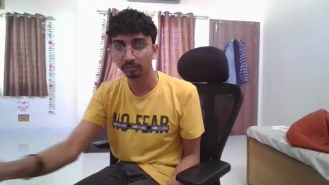 maskboyz2003 online show from March 6, 8:09 am