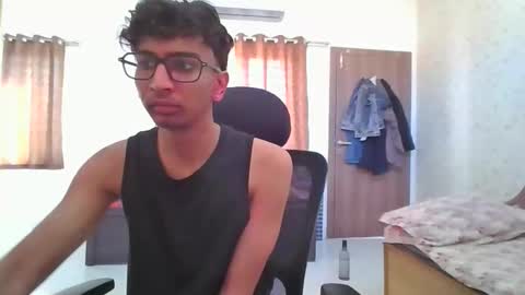 Mask Boy online show from March 5, 4:54 am