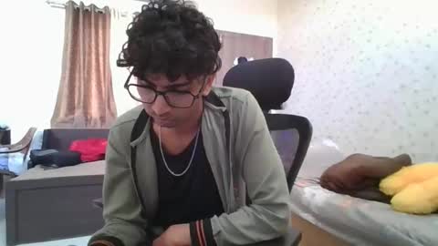 Mask Boy online show from January 10, 7:03 am