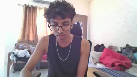 Mask Boy online show from February 5, 5:00 am