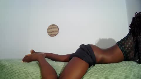 masked_shy_girl online show from November 9, 5:44 am