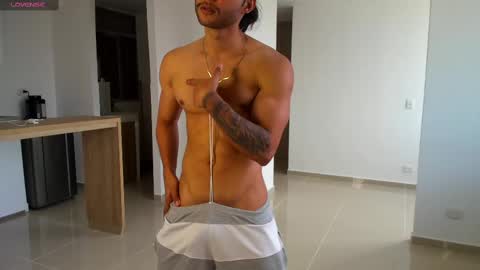 Snapshot of massatgeserotics chatting on February 16, 9:27 pm I Am Odin  online show from February 16, 9:27 pm