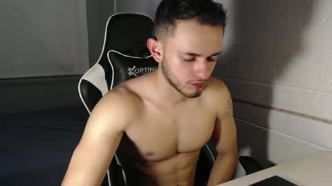 massimo online show from January 7, 2:31 am