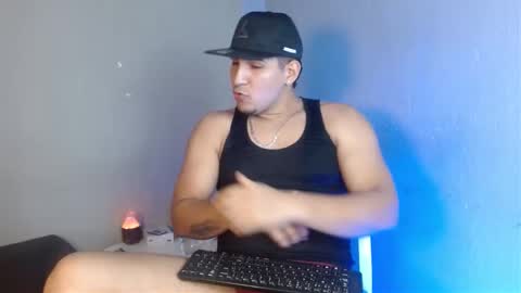 massimo_vidal online show from January 14, 6:38 pm