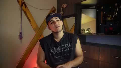 Snapshot of massimo_vidal chatting on September 18, 12:53 pm massimo_vidal online show from September 18, 12:53 pm