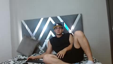 Snapshot of massimo_vidal chatting on September 22, 12:09 pm massimo_vidal online show from September 22, 12:09 pm