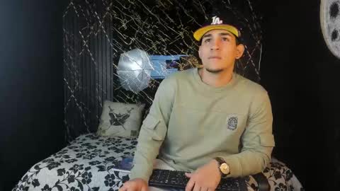 massimo_vidal online show from February 10, 2:09 pm