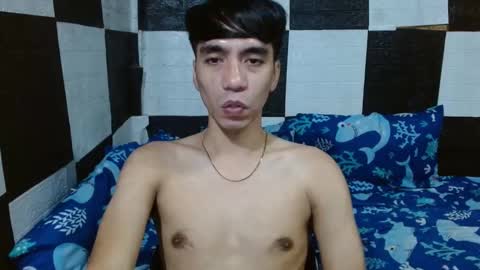 massive_boner02 online show from January 18, 5:49 am