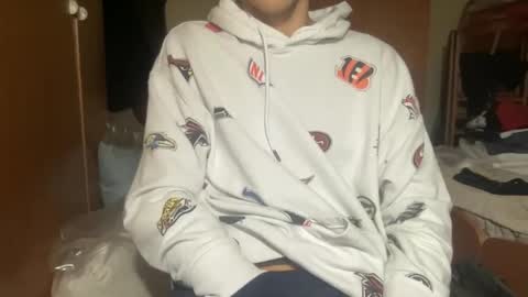 massiverob99 online show from January 14, 9:34 pm