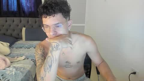 master_boy28 online show from October 27, 1:33 pm