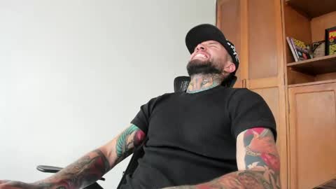 steven  online show from April 23, 2:19 pm