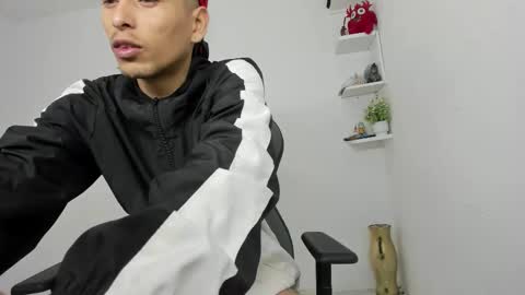 Alpha junior online show from November 30, 4:03 pm