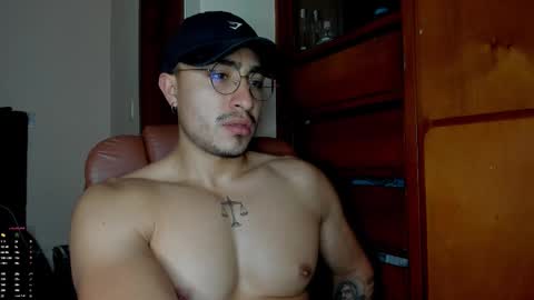 masterfiterotic online show from September 16, 11:41 pm