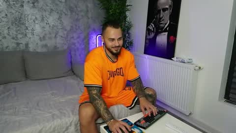 masterkingmuscle online show from September 17, 8:12 pm