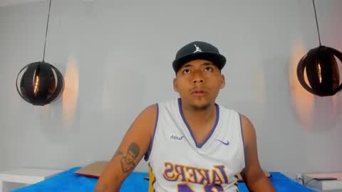 mastiv_1 online show from January 12, 4:00 am