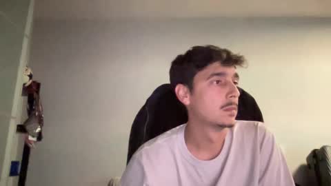 Aaron online show from February 21, 5:31 pm