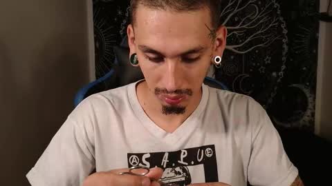 Mateo online show from October 19, 3:44 am