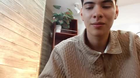 MATEO online show from May 9, 7:31 pm