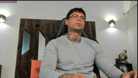 mateo_dilucajs1 online show from November 5, 10:17 am