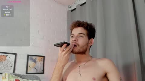 MATEO HUNTER online show from January 14, 6:49 pm