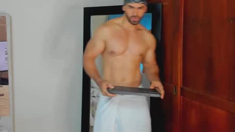 mathews_smith online show from September 27, 12:58 pm