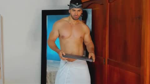 mathews_smith online show from September 20, 12:30 pm