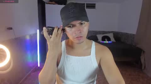 Matt Coom Independent model online show from July 17, 2:57 am