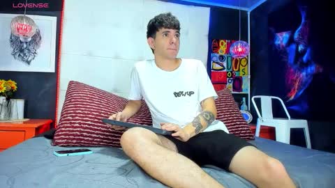 ---Matteo--- online show from September 21, 4:05 am