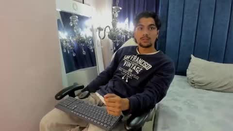 mattfiore online show from November 4, 11:00 am