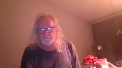 Snapshot of matthy60 chatting on October 18, 7:18 pm Matthias online show from October 18, 7:18 pm