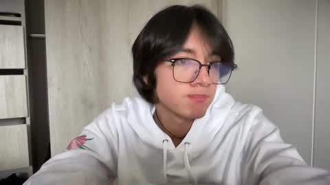 Matti Mendez online show from June 4, 7:42 pm