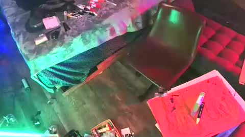 mattiedee369 online show from October 10, 5:13 am