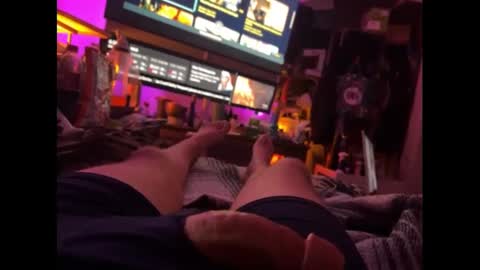 NiceBigJuicyHead online show from September 18, 1:04 pm