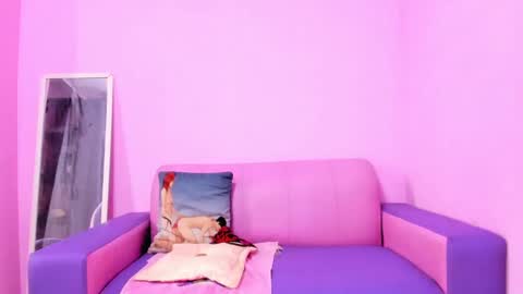 call me mommy online show from September 11, 7:48 pm