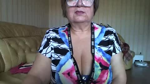 Cat online show from July 9, 1:48 pm