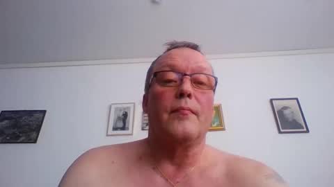 Matured man online show from April 13, 9:46 am