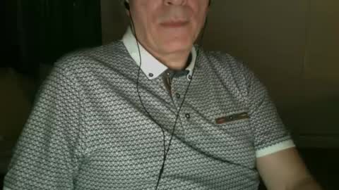 maturehotman online show from February 2, 7:14 pm