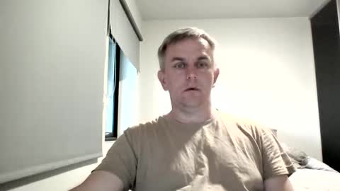 matureontheedge online show from May 18, 5:41 pm
