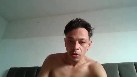 maudeluxe online show from May 20, 1:17 pm