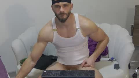 mauro_real_man online show from February 9, 7:38 pm