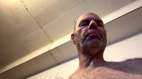 Snapshot of maverick7000 chatting on March 7, 6:57 am maverick7000 online show from March 7, 6:57 am