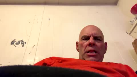 Snapshot of maverick7000 chatting on October 8, 1:46 am maverick7000 online show from October 8, 1:46 am