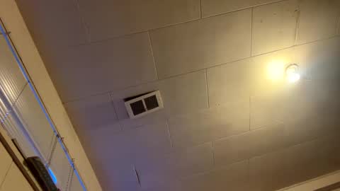 Snapshot of maverick7000 chatting on February 15, 1:31 am maverick7000 online show from February 15, 1:31 am