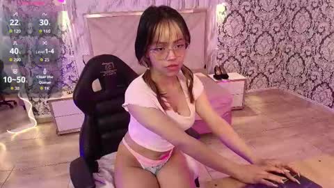 Mavis  online show from November 25, 12:15 pm