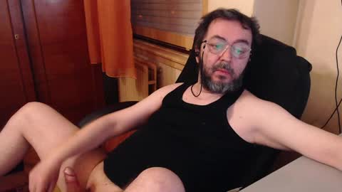 Max online show from March 28, 6:37 am