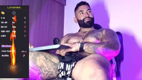 max__prada online show from October 18, 2:05 am