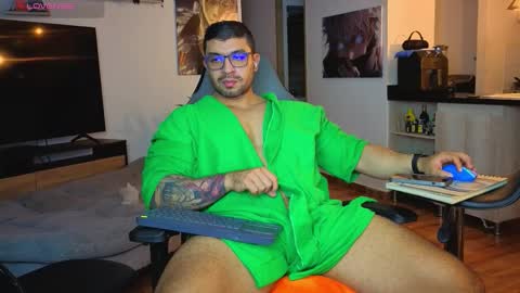 Max online show from November 12, 4:59 am