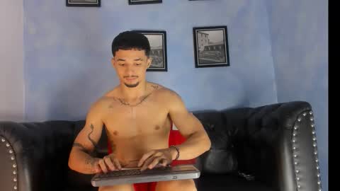 max_jowel online show from December 19, 5:14 am